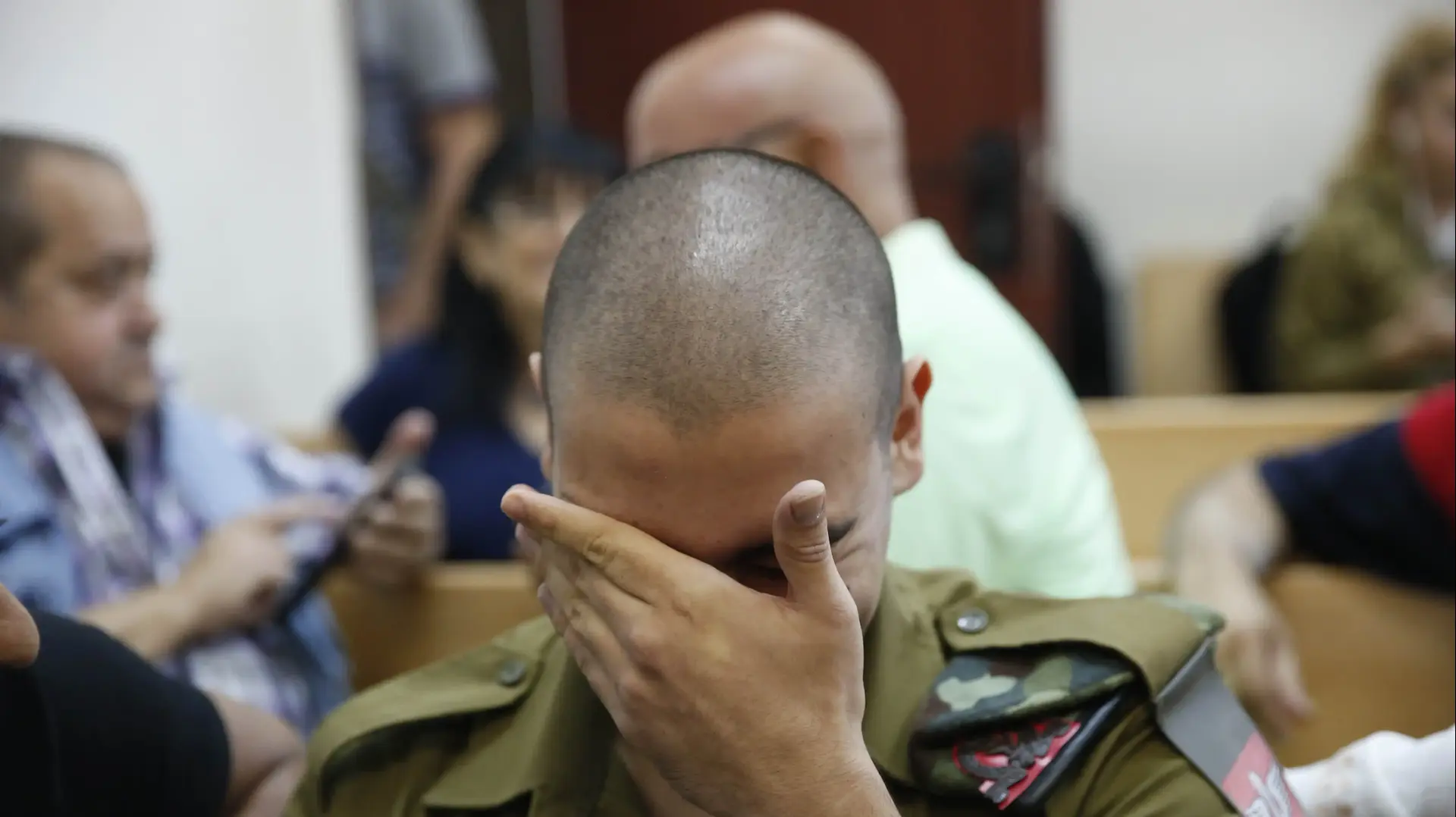 דיון בעניינו של אלאור אזריה  בית הדין הצבאי ביפו 27.9