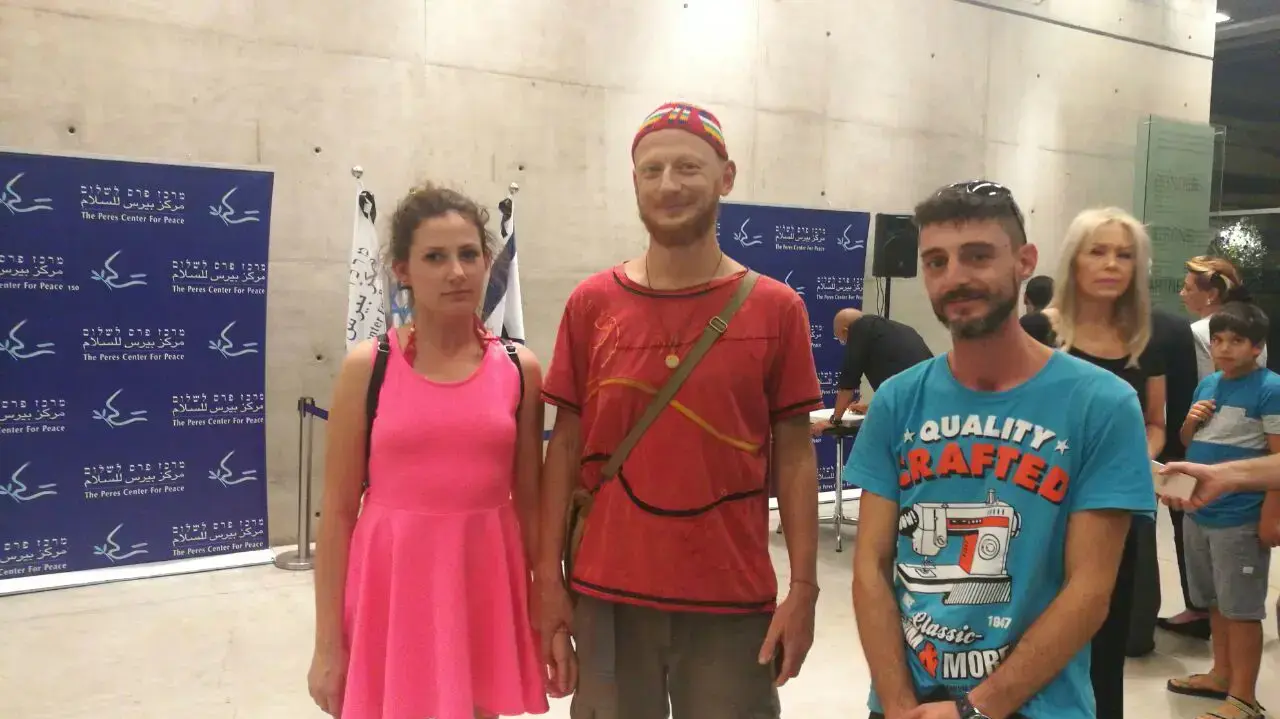 מבקרים בשבעת שמעון פרס במרכז פרס לשלום מבקרים בשבעת שמעון פרס במרכז פרס לשלום