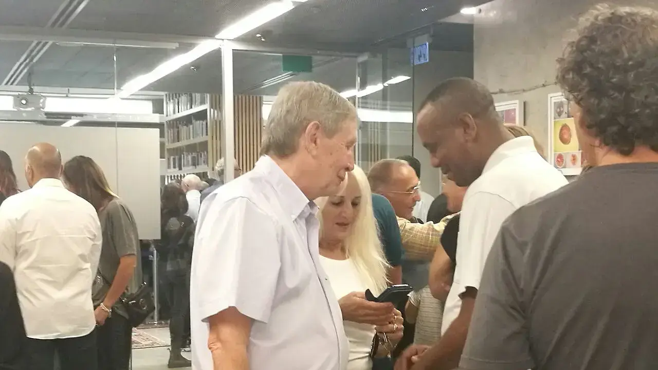 ראש המוסד לשעבר תמיר פרדו מבקר בשבעת שמעון פרס במרכז פרס לשלום ראש המוסד לשעבר תמיר פרדו מבקר בשבעת שמעון פרס במרכז פרס לשלום