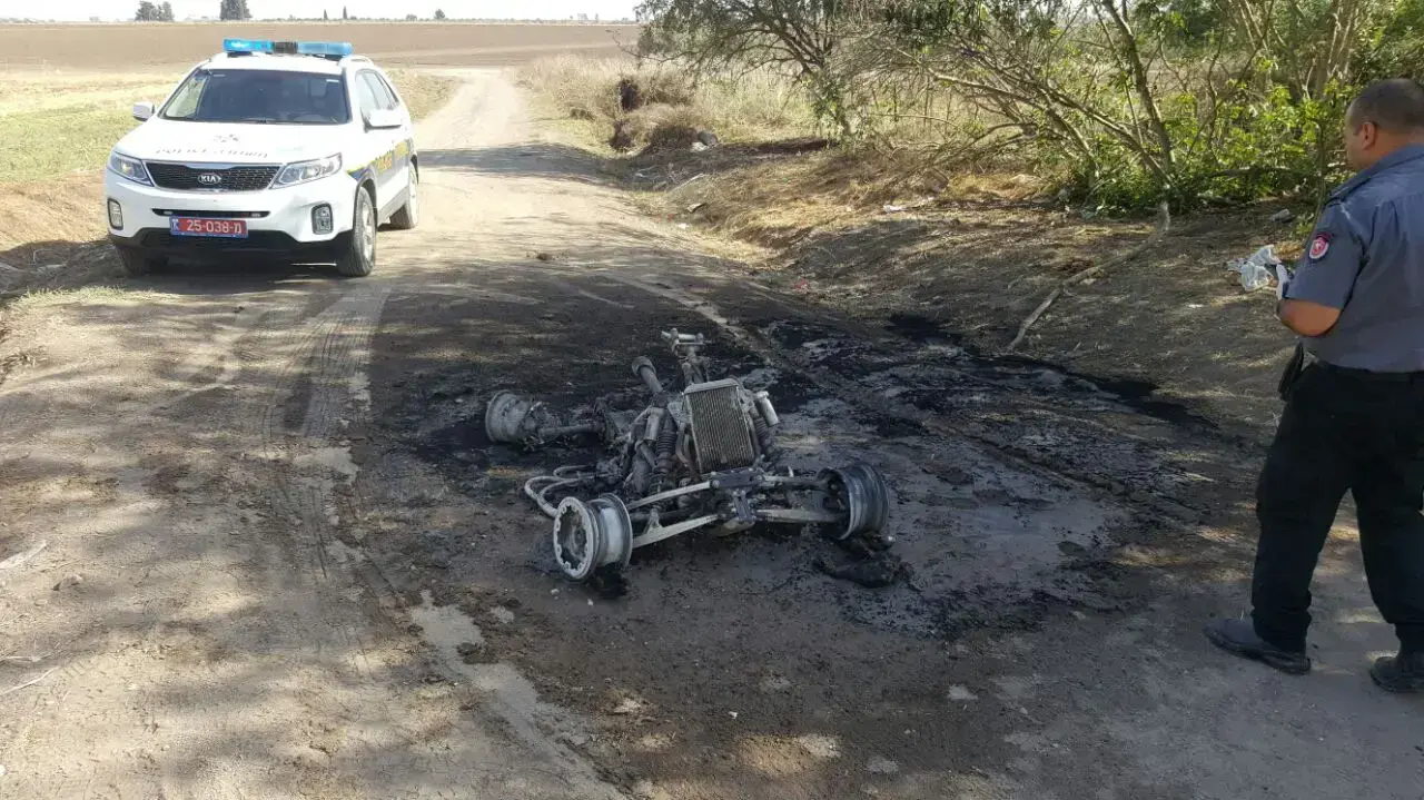 צעיר נפצע קשה בשריפת טרקטורון, צומת אלונים, 3 באוקטובר 2016 צעיר נפצע קשה בשריפת טרקטורון, צומת אלונים, 3 באוקטובר 2016
