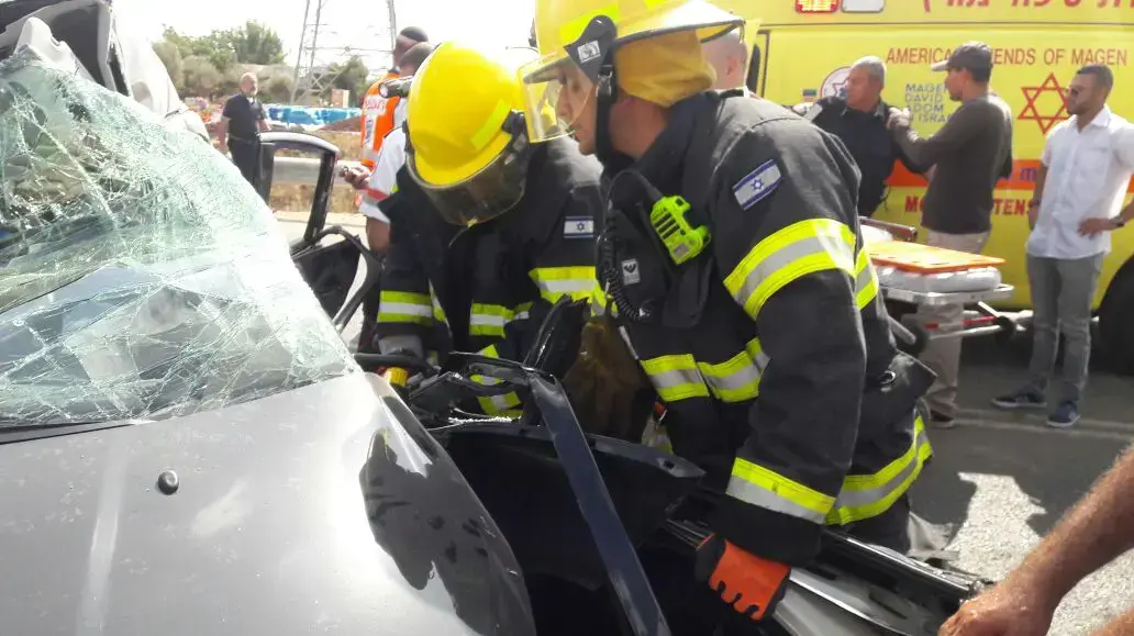 שבתי בנדט: תאונה בכביש 55 סמוך לאלפי מנשה לכיוון כפר סבא שבתי בנדט: תאונה בכביש 55 סמוך לאלפי מנשה לכיוון כפר סבא