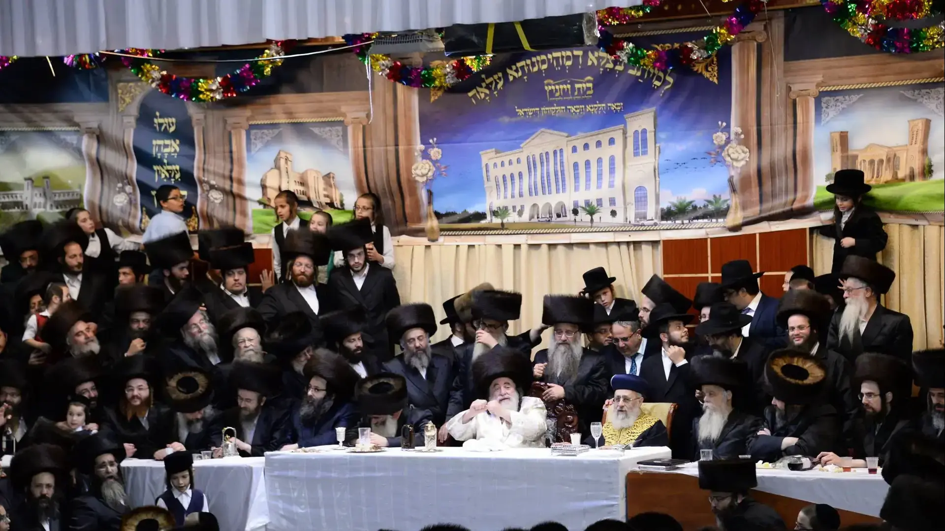 סוכת ויזניץ' בבני ברק סוכת ויזניץ' בבני ברק