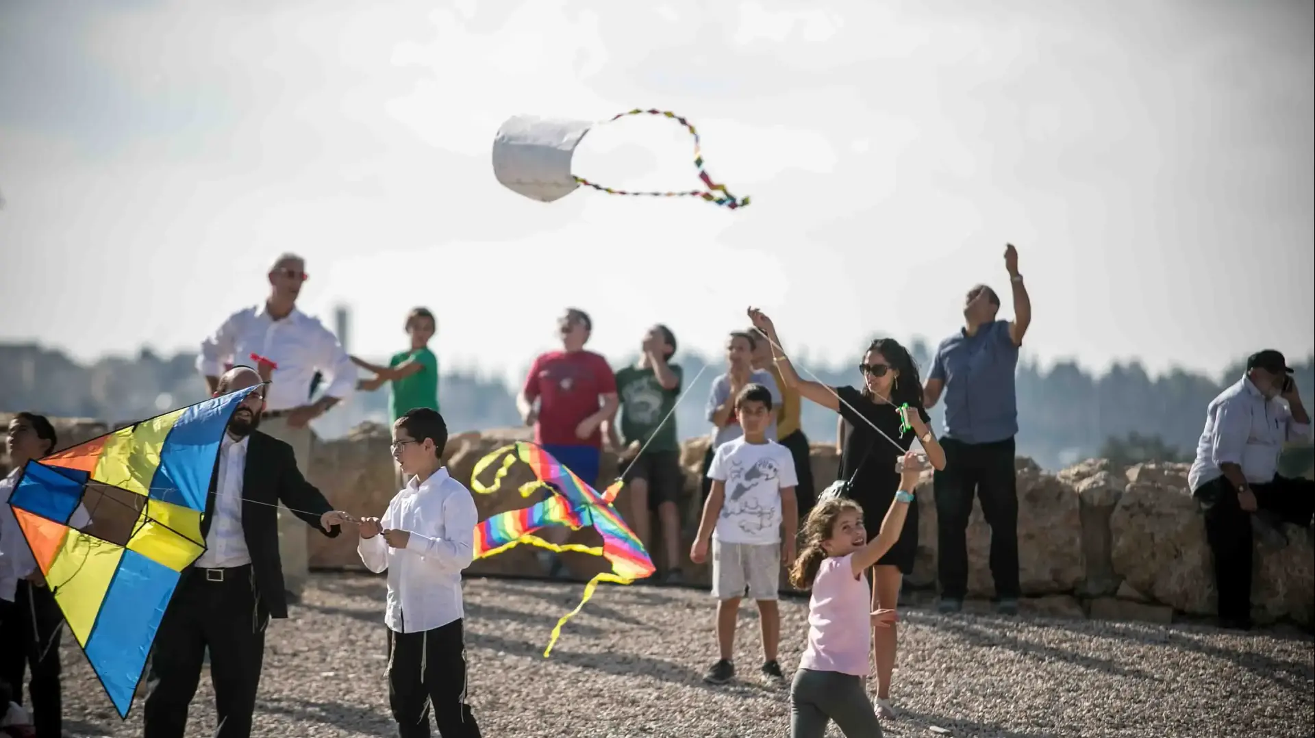 פסטיבל עפיפונים, מוזיאון ישראל, ירושלים, חול המועד סוכות. אוקטובר 2016 פסטיבל עפיפונים, מוזיאון ישראל, ירושלים, חול המועד סוכות. אוקטובר 2016