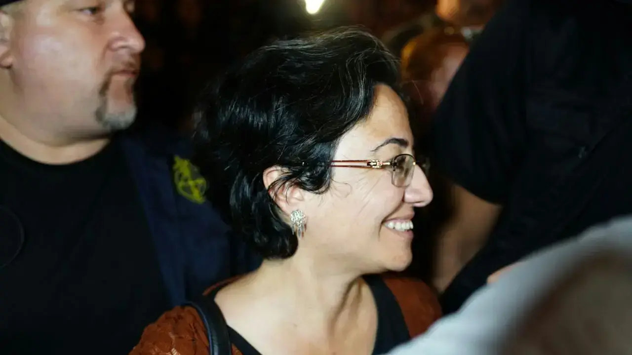 חנין זועבי בהופעתו של תאמר נפאר בפסטיבל נווה יוסף, גן האם, חיפה. אוקטובר 2016 חנין זועבי בהופעתו של תאמר נפאר בפסטיבל נווה יוסף, גן האם, חיפה. אוקטובר 2016
