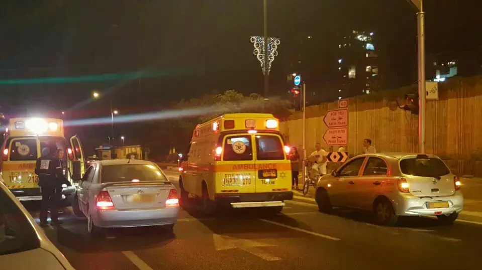 רוכב אופניים חשמליים בן 15 נהרג בתאונת דרכים בפתח תקווה, 25 אוקטובר 2016