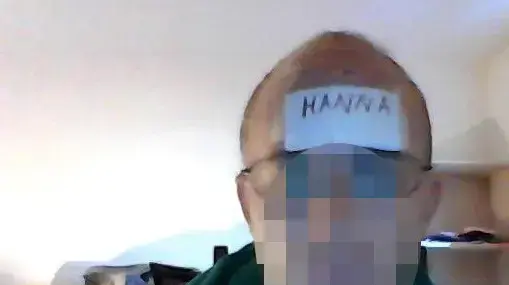 אישה מפתה גברים להתאבד ומשפילה אותם מינית אישה מפתה גברים להתאבד ומשפילה אותם מינית
