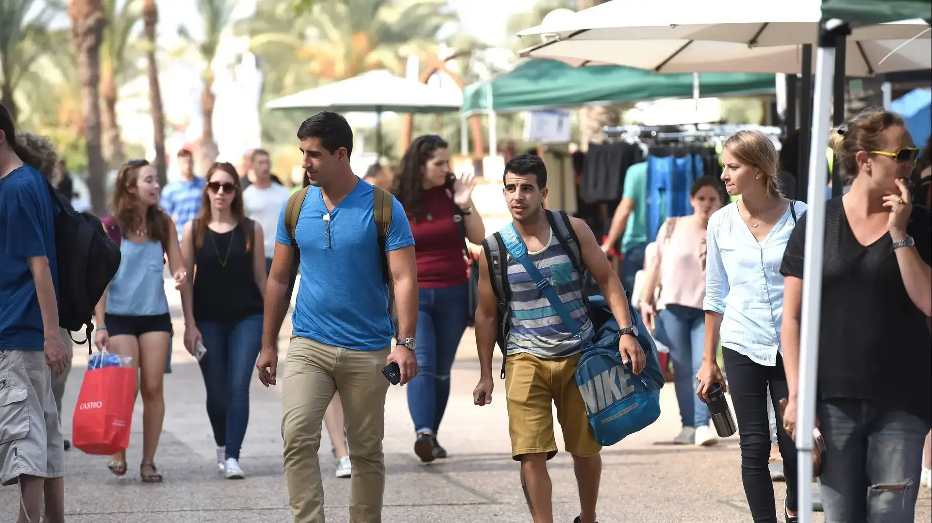 פתיחת שנת הלימודים האקדמית תשע"ז, אוניברסיטת תל אביב. אוקטובר 2016 פתיחת שנת הלימודים האקדמית תשע"ז, אוניברסיטת תל אביב. אוקטובר 2016