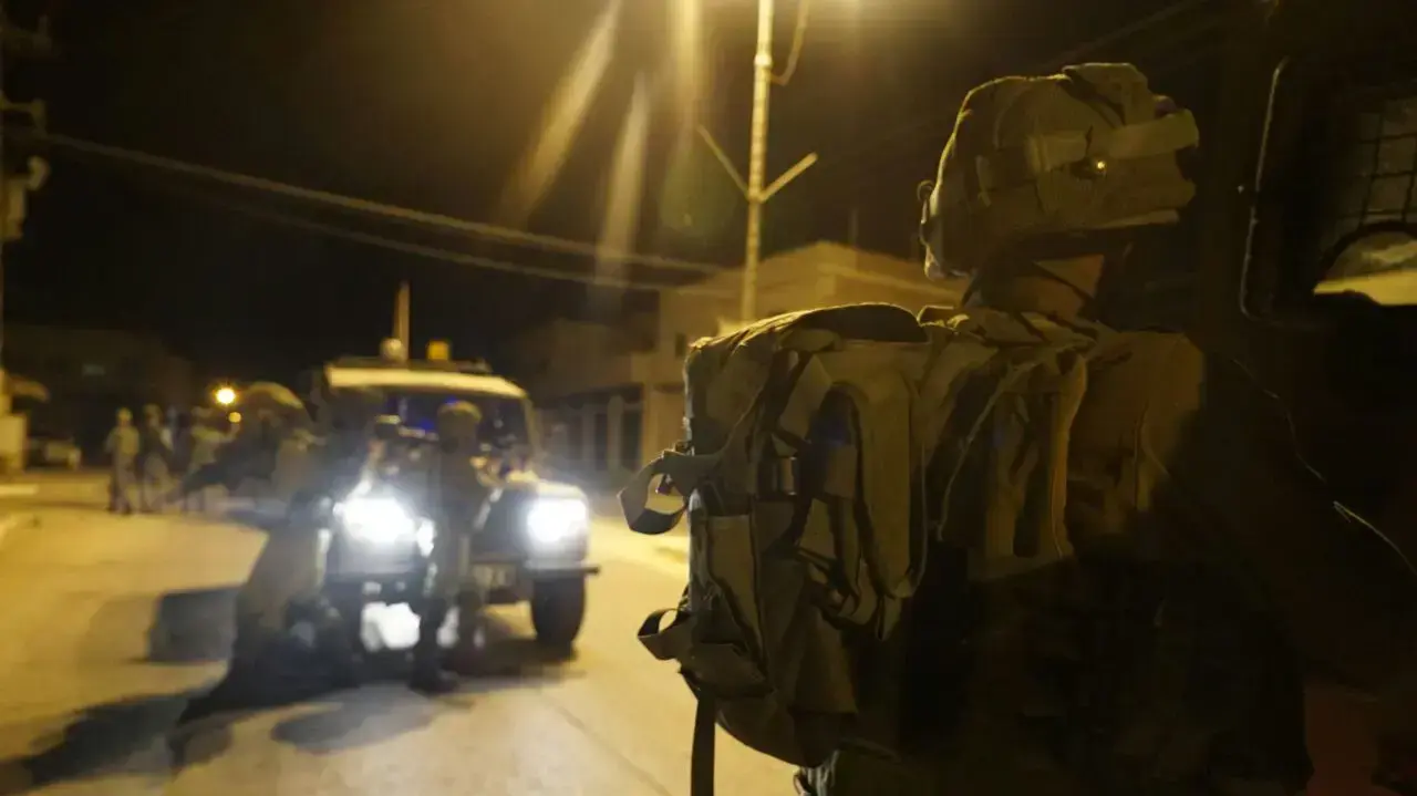כוחות צה"ל פושטים על ביתו של המחבל שביצע את פיגוע הירי במחסום פוקוס, קבאטיה, אזור ג'נין, 1 בנובמבר 2016 כוחות צה"ל פושטים על ביתו של המחבל שביצע את פיגוע הירי במחסום פוקוס, קבאטיה, אזור ג'נין, 1 בנובמבר 2016