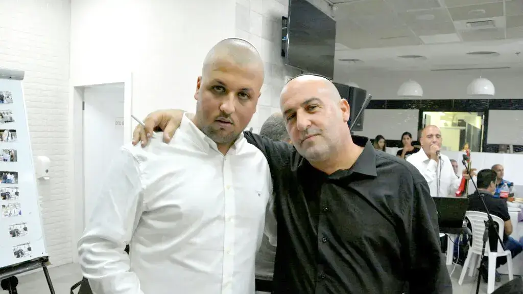 הנאשמים אבי וירין ביטון ברצח אלמוג פדל בחתונה בפרדס חנה בספטמבר 2016 הנאשמים אבי וירין ביטון ברצח אלמוג פדל בחתונה בפרדס חנה בספטמבר 2016