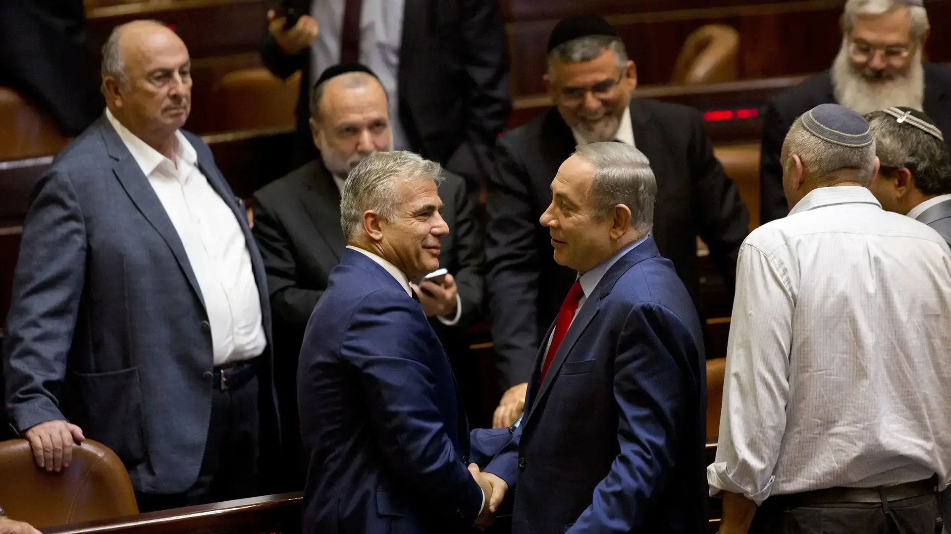 ח"כ יאיר לפיד וראש הממשלה בנימין נתניהו. אוקטובר 2016 ח"כ יאיר לפיד וראש הממשלה בנימין נתניהו. אוקטובר 2016