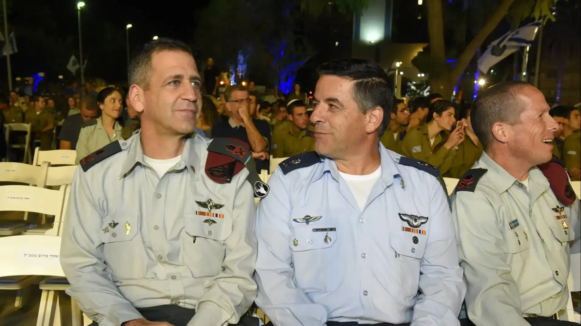 הצגת תוכנית ממדים ללימודים האלופים נדב פדן, עמיקם נורקין ואביב כוכבי הצגת תוכנית ממדים ללימודים האלופים נדב פדן, עמיקם נורקין ואביב כוכבי