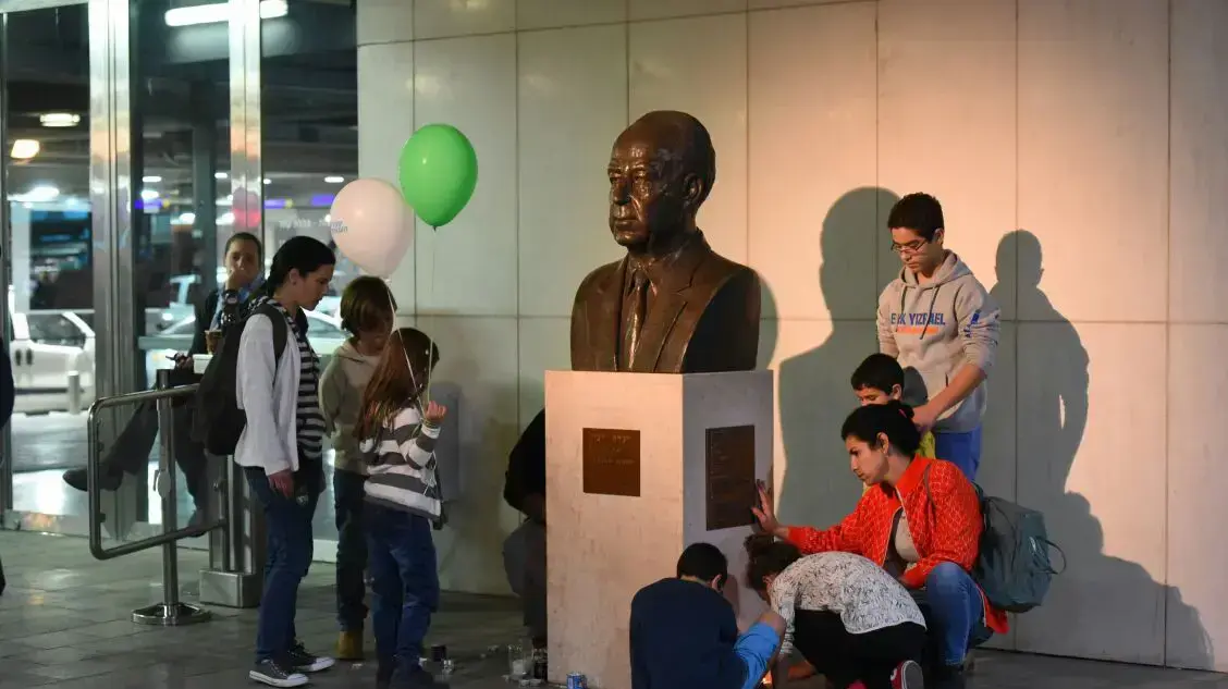 טקס של ארגון "מפקדים למען ביטחון ישראל" לזכר רצח רבין בתל אביב. 5 בנובמבר 2016 טקס של ארגון "מפקדים למען ביטחון ישראל" לזכר רצח רבין בתל אביב. 5 בנובמבר 2016