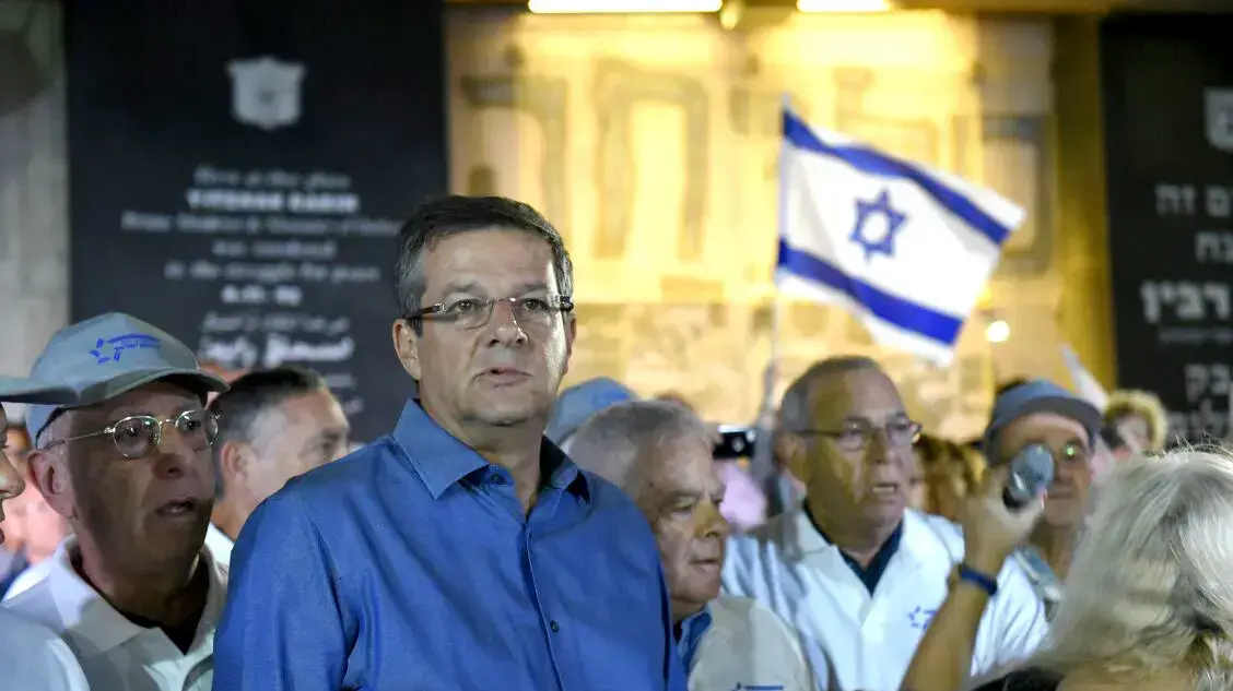 יובל רבין בטקס של ארגון "מפקדים למען ביטחון ישראל" לזכר רצח רבין בתל אביב. 5 בנובמבר 2016 יובל רבין בטקס של ארגון "מפקדים למען ביטחון ישראל" לזכר רצח רבין בתל אביב. 5 בנובמבר 2016