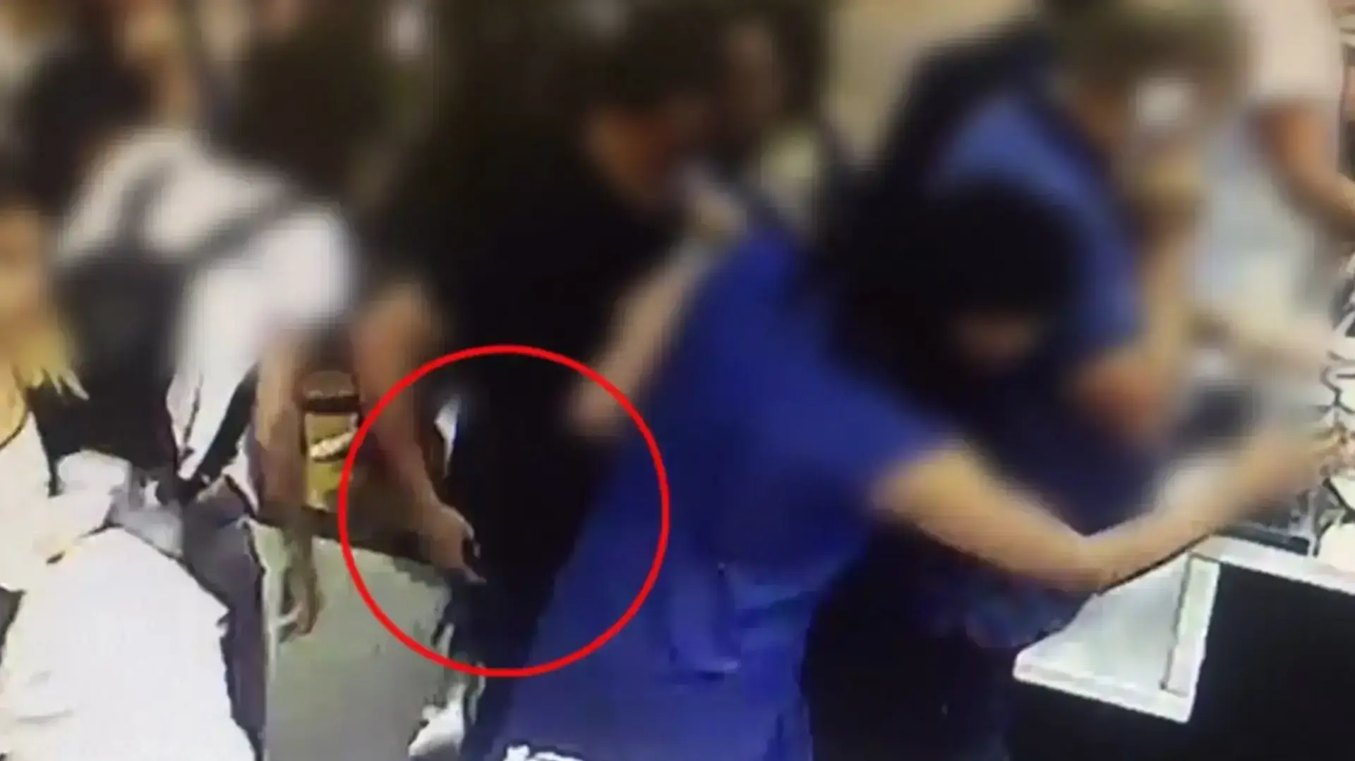 כייס טלפונים סלולריים במרכזי קניות בראשון לציון, נובמבר 2016