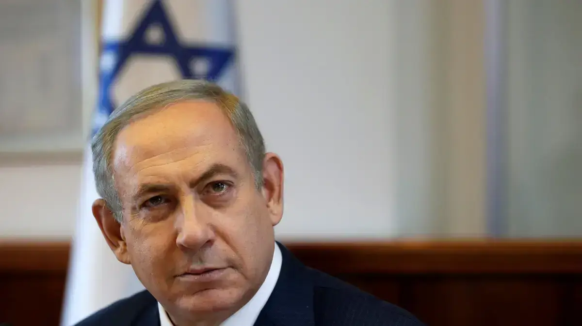 ראש הממשלה בנימין נתניהו בישיבת ממשלה. נובמבר 2016 ראש הממשלה בנימין נתניהו בישיבת ממשלה. נובמבר 2016