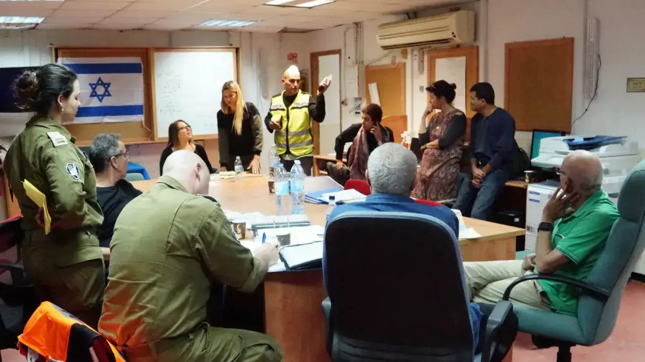 חפ"ק המשטרה בעקבות השריפה באזור זכרון יעקב, 22 בנובמבר 2016 חפ"ק המשטרה בעקבות השריפה באזור זכרון יעקב, 22 בנובמבר 2016