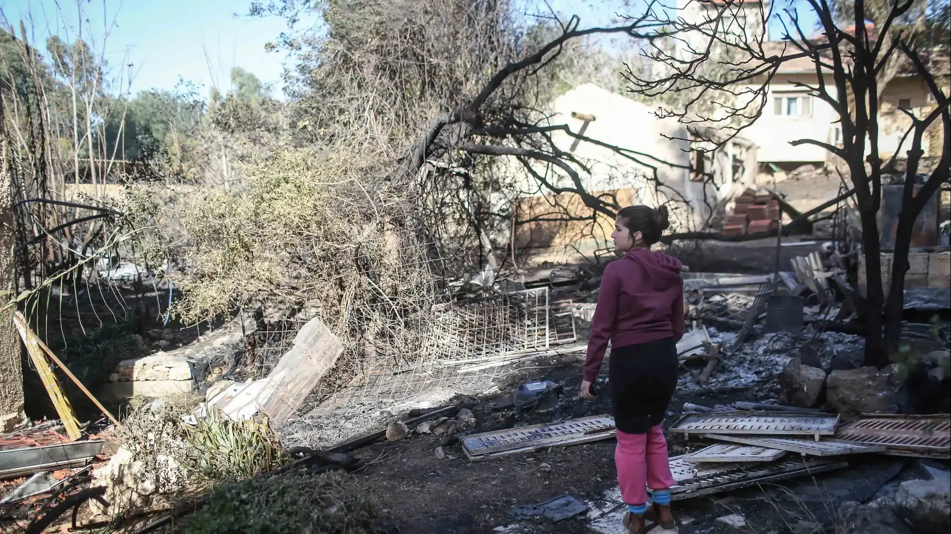 בית משפחת היילפרין שנפגע בשריפה, בית מאיר. 25 בנובמבר 2016 בית משפחת היילפרין שנפגע בשריפה, בית מאיר. 25 בנובמבר 2016