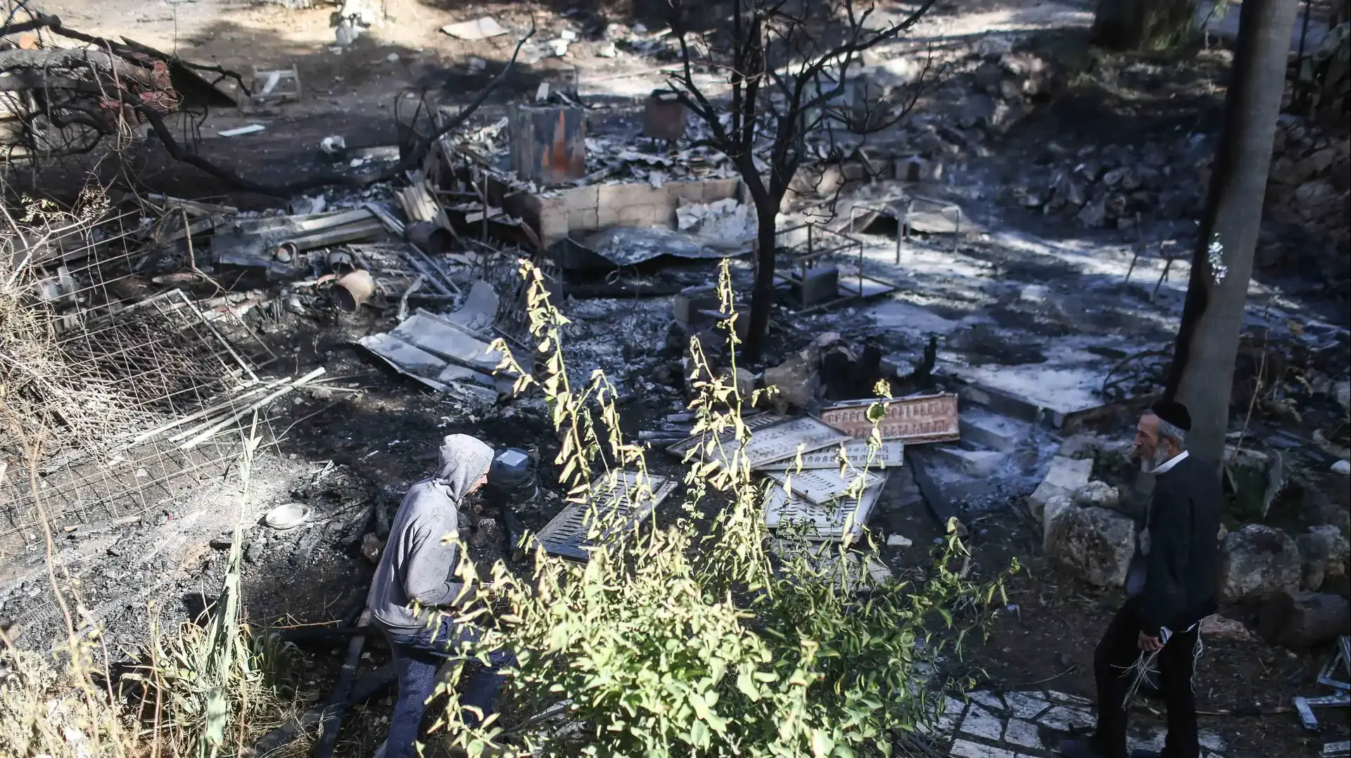 בית משפחת היילפרין שנפגע בשריפה, בית מאיר. 25 בנובמבר 2016 בית משפחת היילפרין שנפגע בשריפה, בית מאיר. 25 בנובמבר 2016