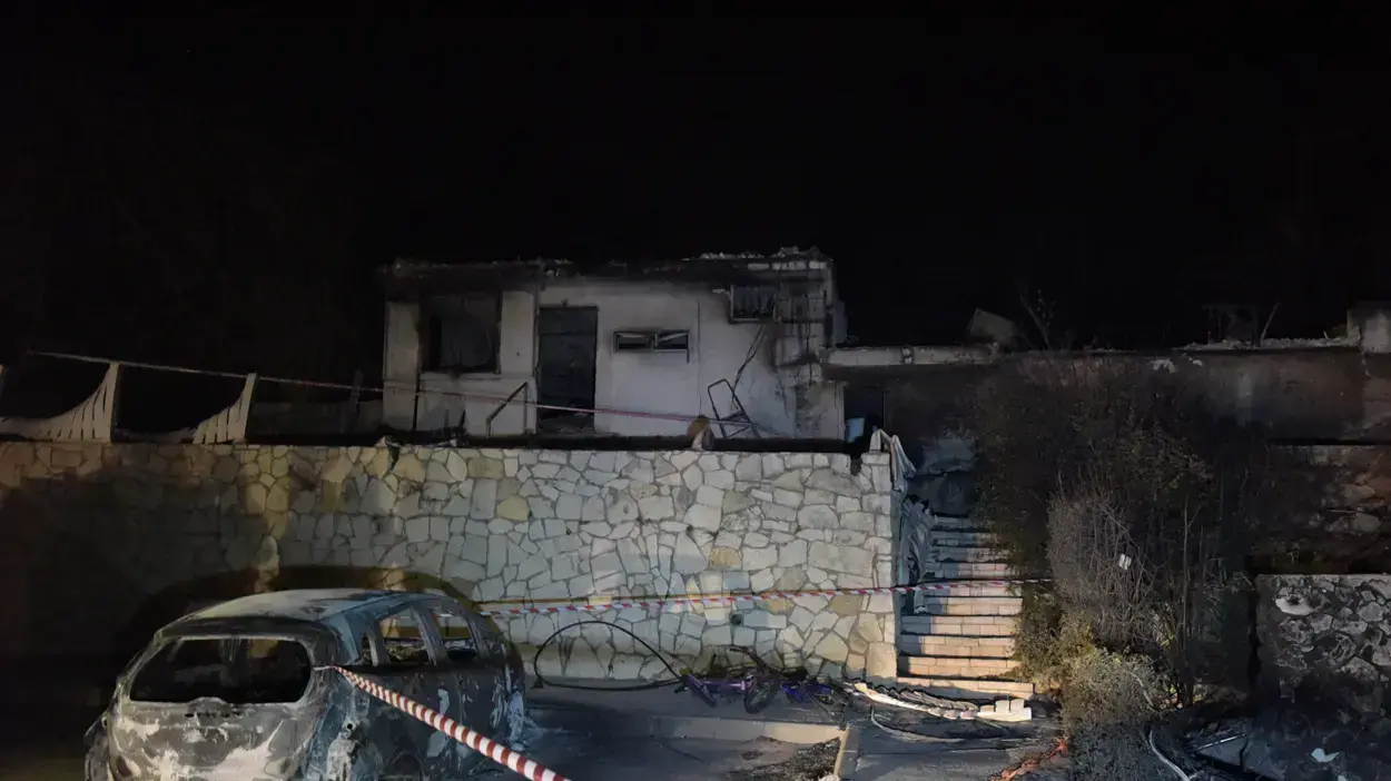 זירת השריפה בחלמיש, 26 בנובמבר 2016 זירת השריפה בחלמיש, 26 בנובמבר 2016