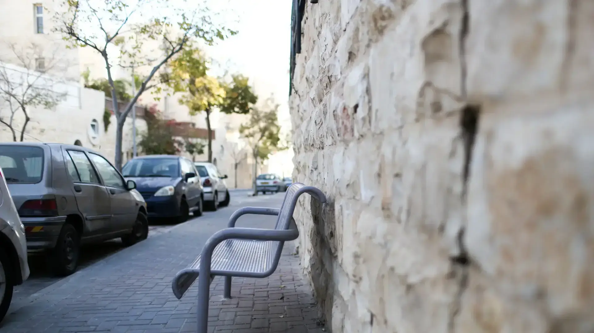 זירת הרצח בו נער בן 16 הכה את חברו למוות באמצעות אלת ברזל בהר חומה בירושלים, 27 בנובמבר 2016 זירת הרצח בו נער בן 16 הכה את חברו למוות באמצעות אלת ברזל בהר חומה בירושלים, 27 בנובמבר 2016