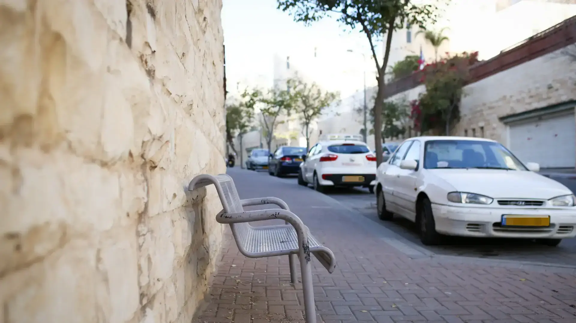 זירת הרצח בו נער בן 16 הכה את חברו למוות באמצעות אלת ברזל בהר חומה בירושלים, 27 בנובמבר 2016 זירת הרצח בו נער בן 16 הכה את חברו למוות באמצעות אלת ברזל בהר חומה בירושלים, 27 בנובמבר 2016