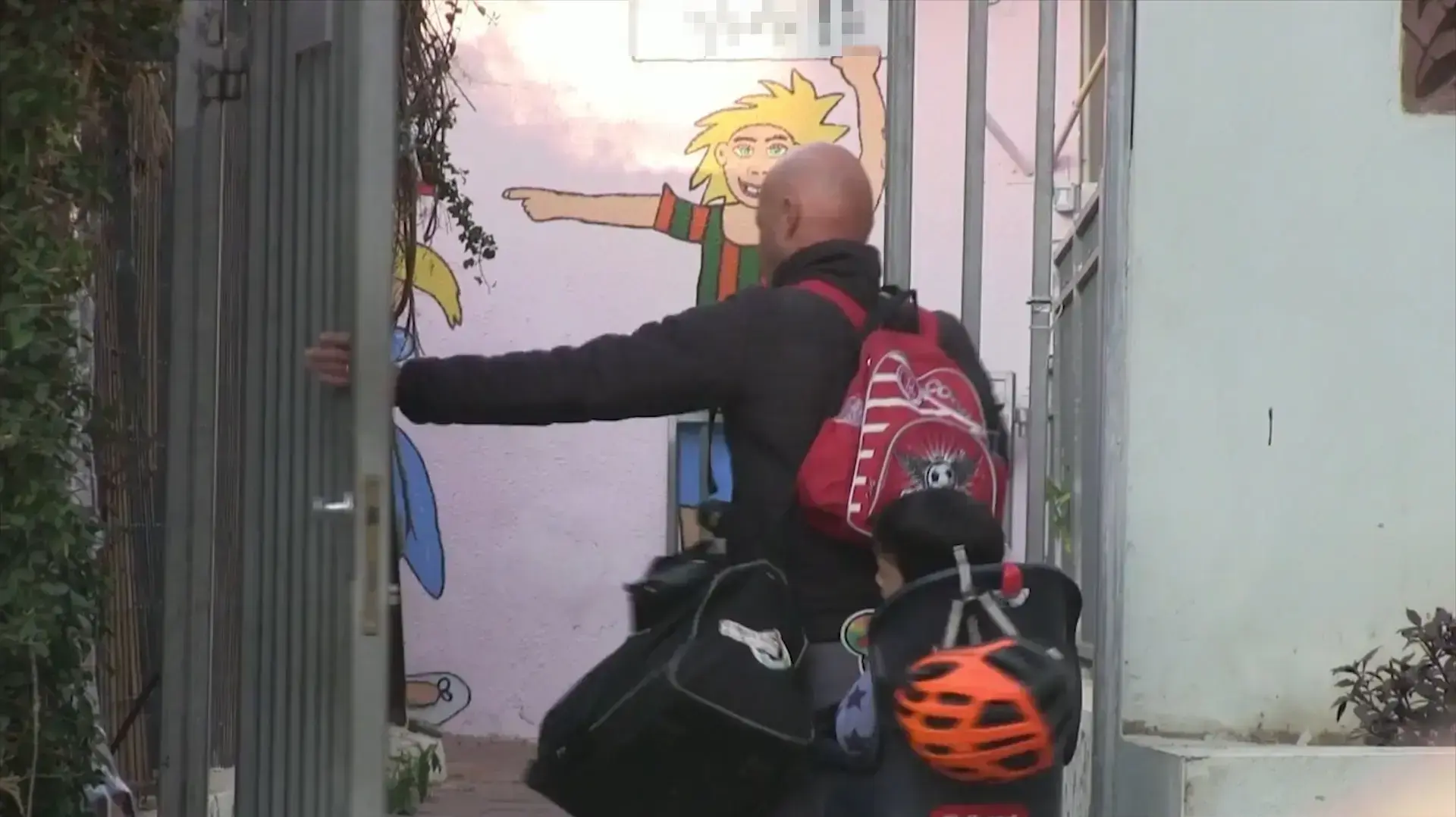 ראשוני. גבעתיים: הורים וילדים חוזרים לגן הפעוט שנהרג מחיידק טורף ראשוני. גבעתיים: הורים וילדים חוזרים לגן הפעוט שנהרג מחיידק טורף