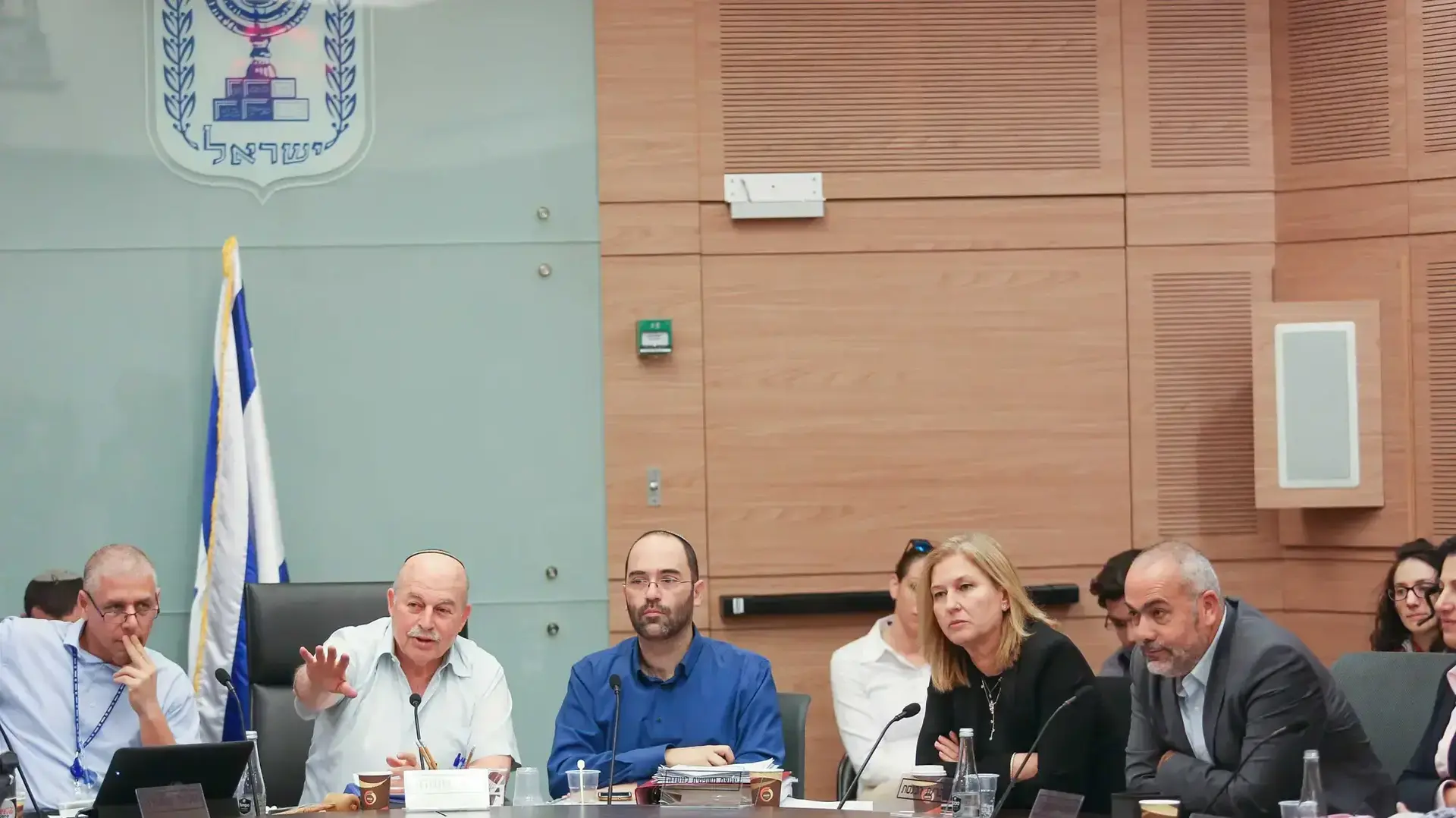 וועדה משותפת לוועדת חוקה וועדת חוץ וביטחון בדיון בהצעות חוק ההסדרה, כנסת. נובמבר 2016 וועדה משותפת לוועדת חוקה וועדת חוץ וביטחון בדיון בהצעות חוק ההסדרה, כנסת. נובמבר 2016