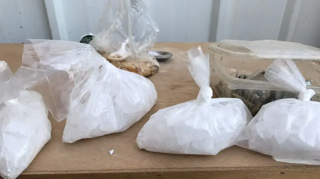חומר החשוד כסם מסוכן נתפס על ידי המשטרה, קריית מלאכי. דצמבר 2016