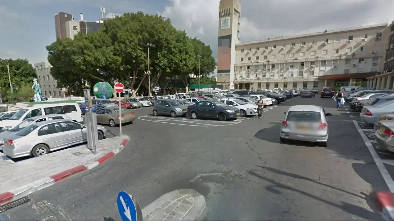 כיכר העירייה בפתח תקווה כיכר העירייה בפתח תקווה