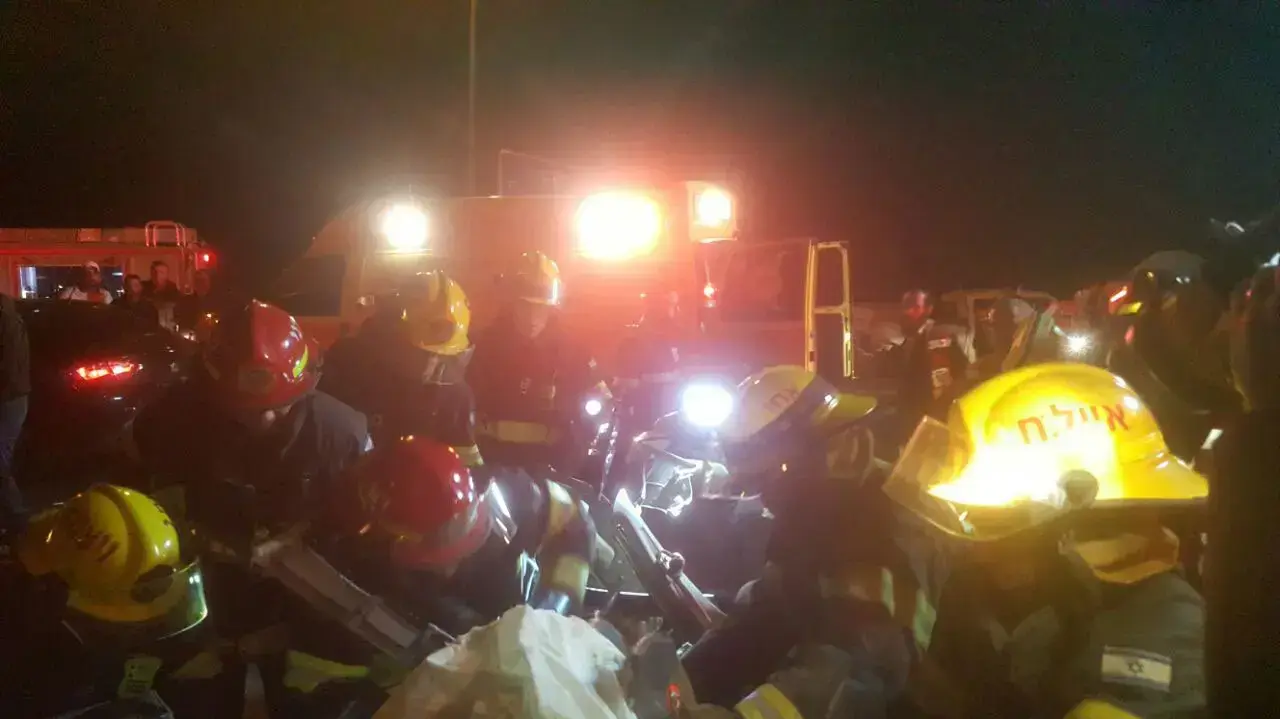 תאונת דרכים במחלף נס ציונה על כביש 431, 4 בדצמבר 2016 תאונת דרכים במחלף נס ציונה על כביש 431, 4 בדצמבר 2016