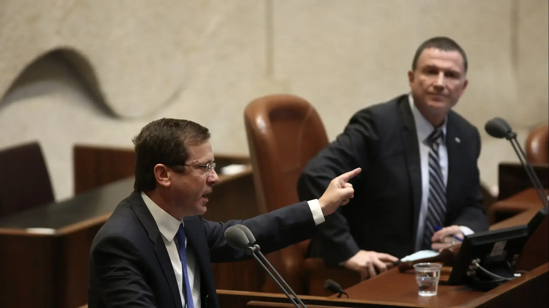 ח"כ יצחק הרצוג, הצבעה טרומית על חוק ההסדרה. הכנסת, 5 בדצמבר 2016