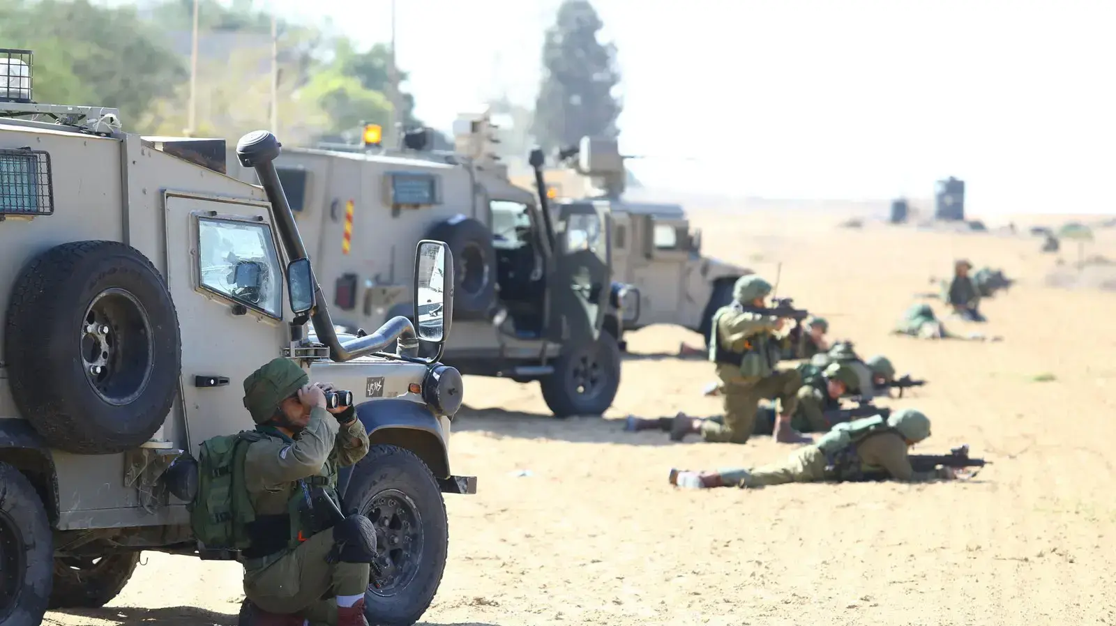 תרגיל באוגדת עזה מדמה התקפות על בסיסי צה"ל ויישובים שנתיים לאחר צוק איתן, מועצה אזורית אשכול, 6 בדצמבר 2016 תרגיל באוגדת עזה מדמה התקפות על בסיסי צה"ל ויישובים שנתיים לאחר צוק איתן, מועצה אזורית אשכול, 6 בדצמבר 2016