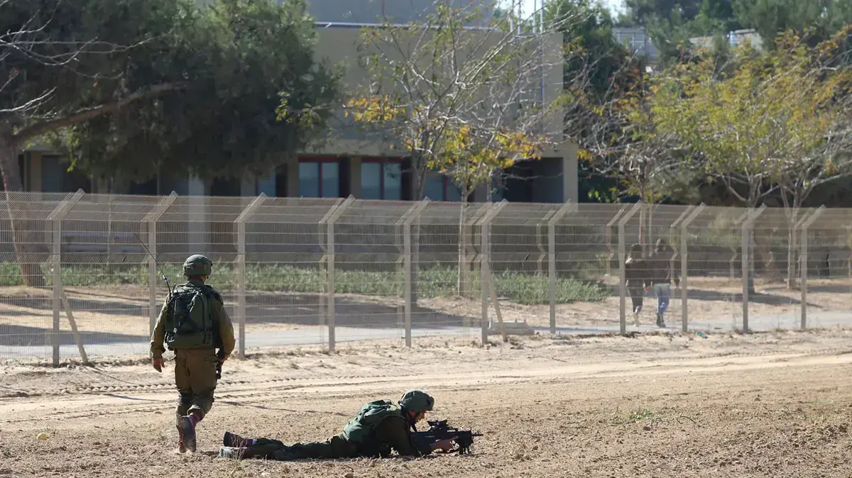 תרגיל באוגדת עזה מדמה התקפות על בסיסי צה"ל ויישובים שנתיים לאחר צוק איתן, מועצה אזורית אשכול, 6 בדצמבר 2016 תרגיל באוגדת עזה מדמה התקפות על בסיסי צה"ל ויישובים שנתיים לאחר צוק איתן, מועצה אזורית אשכול, 6 בדצמבר 2016