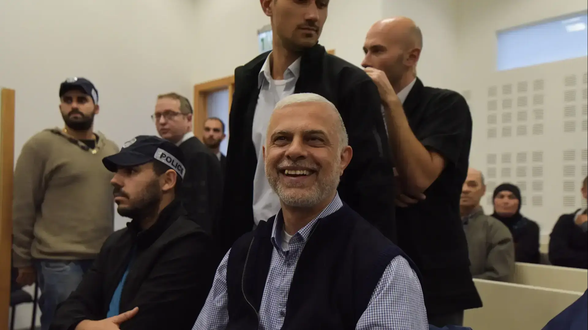 דיון במשפטו של חבר הכנסת לשעבר אמנון כהן החשוד בלקיחת שוחד, 8 בדצמבר 2016 דיון במשפטו של חבר הכנסת לשעבר אמנון כהן החשוד בלקיחת שוחד, 8 בדצמבר 2016