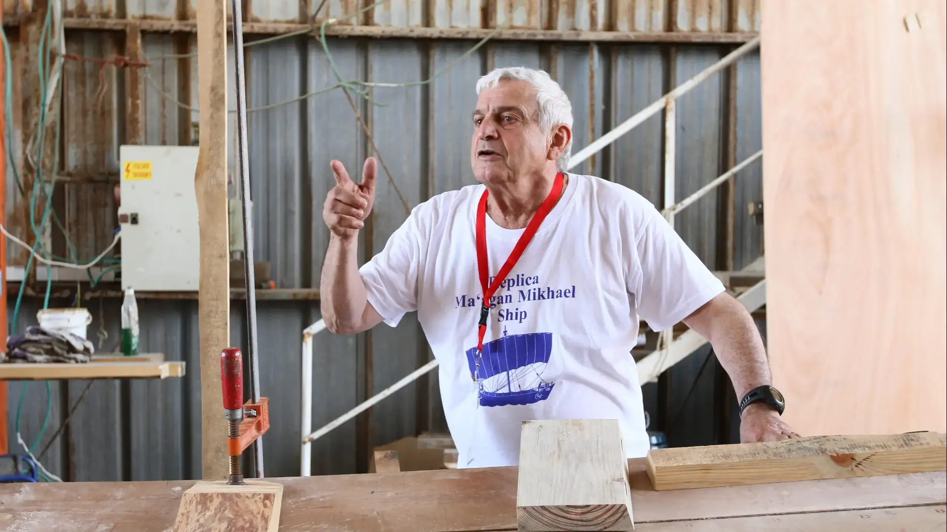 פרופ' יעקב כהנוב