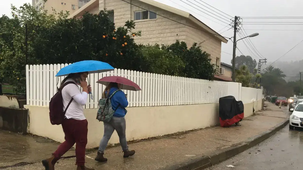 גשם הבוקר בקריית שמונה, 13 בדצמבר 2016 גשם הבוקר בקריית שמונה, 13 בדצמבר 2016