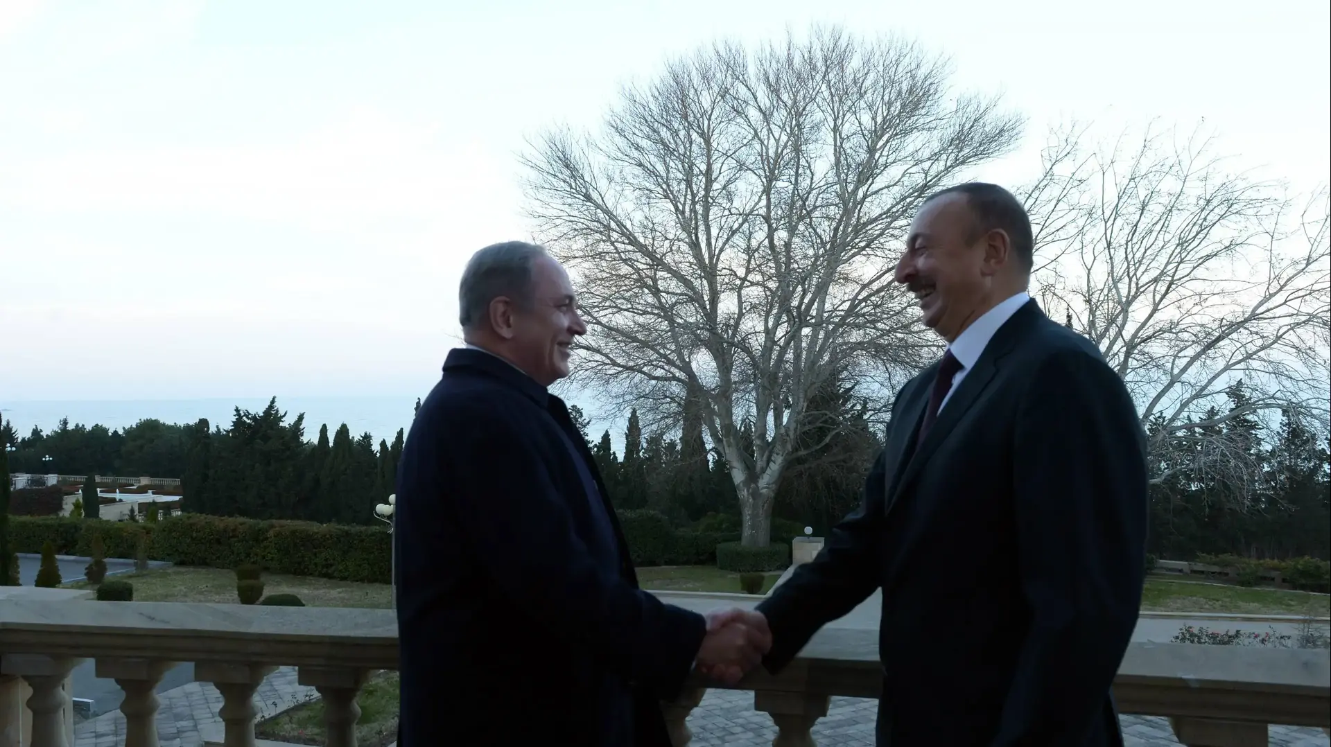 ראש הממשלה בנימין נתניהו עם נשיא אזרבייג'ן אילהם אלייב בבאקו, 13 בדצמבר 2016