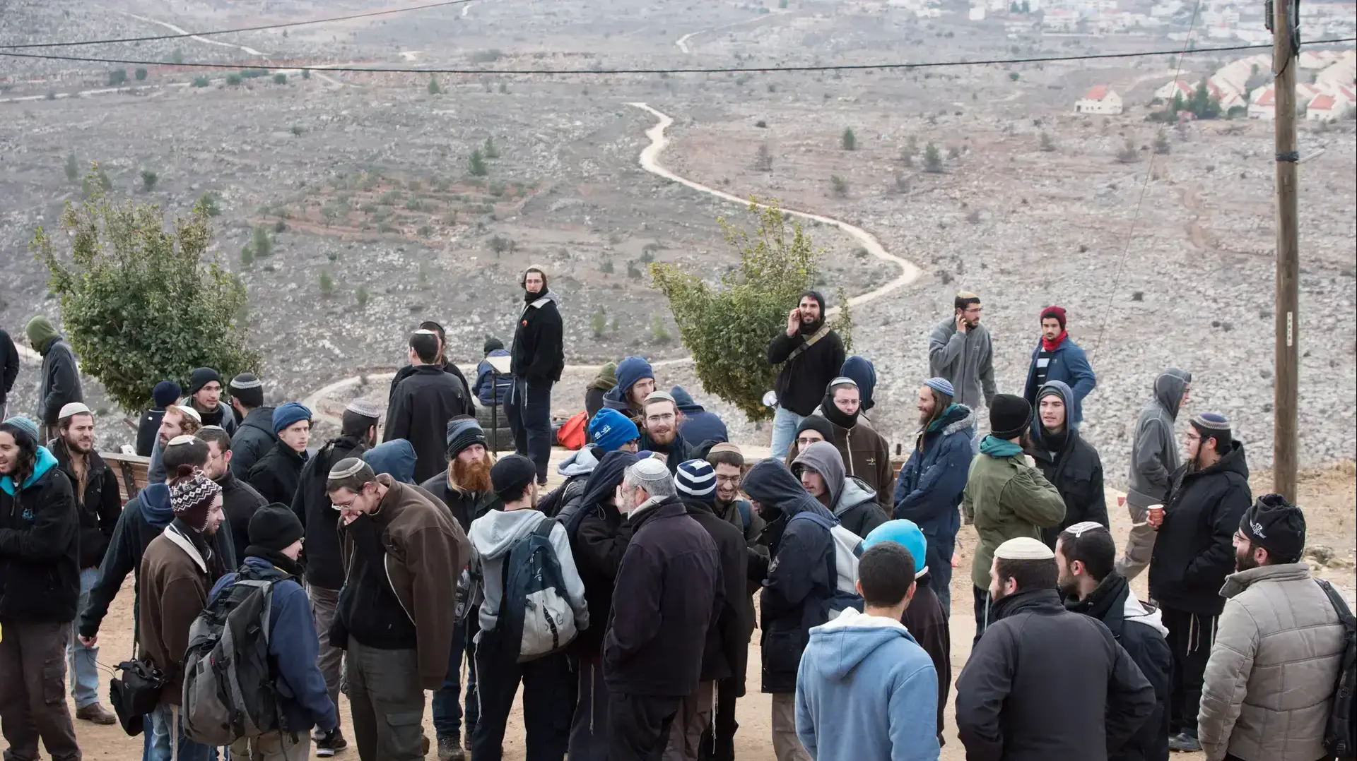 מאחז עמונה לאחר שהתושבים שסירבו להתפנות בהסכמה, 15 בדצמבר 2016 מאחז עמונה לאחר שהתושבים שסירבו להתפנות בהסכמה, 15 בדצמבר 2016