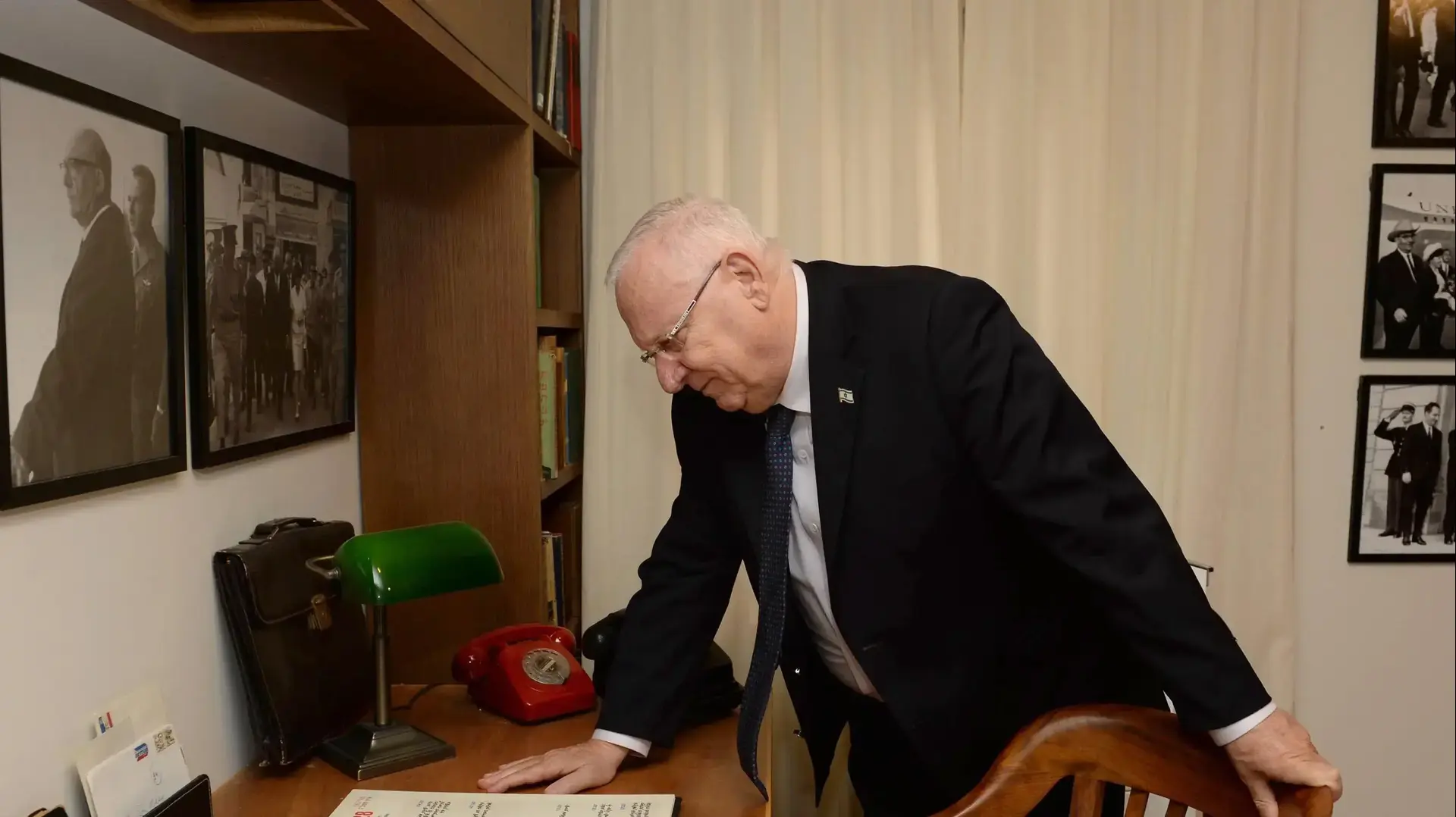 נשיא המדינה ראובן ריבלין באירוע חנוכת בית לוי אשכול בירושלים. 20 בדצמבר 2016 נשיא המדינה ראובן ריבלין באירוע חנוכת בית לוי אשכול בירושלים. 20 בדצמבר 2016