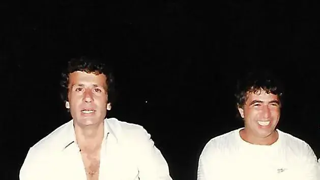 יוסי ג'ינו לוחם סיירת מטכ"ל לשעבר שנפטר הלילה בביתו בשנת 2006 יוסי ג'ינו לוחם סיירת מטכ"ל לשעבר שנפטר הלילה בביתו בשנת 2006