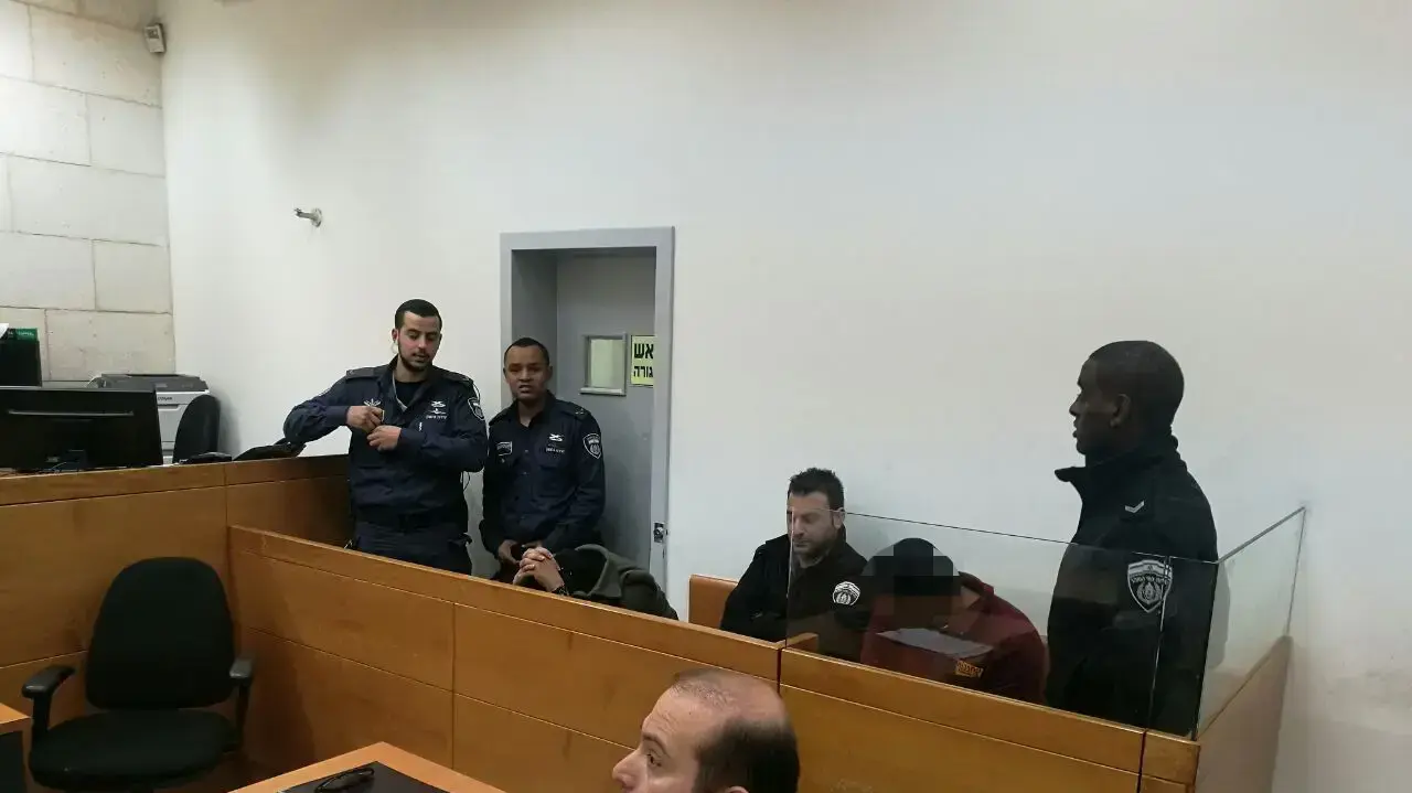 הארכת המעצר של ההורים שנאשמים בטלטול בנם בתינוק בית משפט השלום ראשון לציון, 22 בדצמבר 2016 הארכת המעצר של ההורים שנאשמים בטלטול בנם בתינוק בית משפט השלום ראשון לציון, 22 בדצמבר 2016