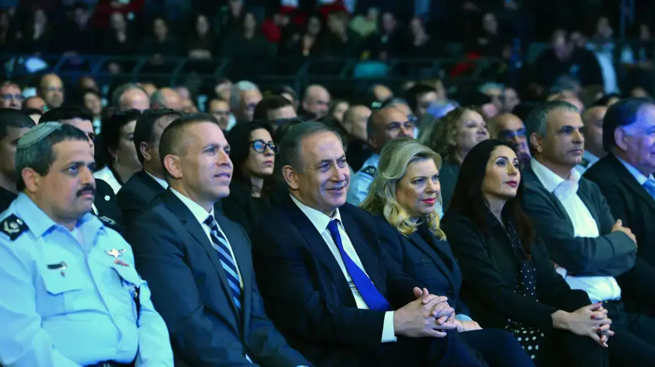 ראש הממשלה בנימין נתניהו בטקס הוקרה לכוחות הביטחון והכיבוי בחיפה, 26 בדצמבר 2016 ראש הממשלה בנימין נתניהו בטקס הוקרה לכוחות הביטחון והכיבוי בחיפה, 26 בדצמבר 2016