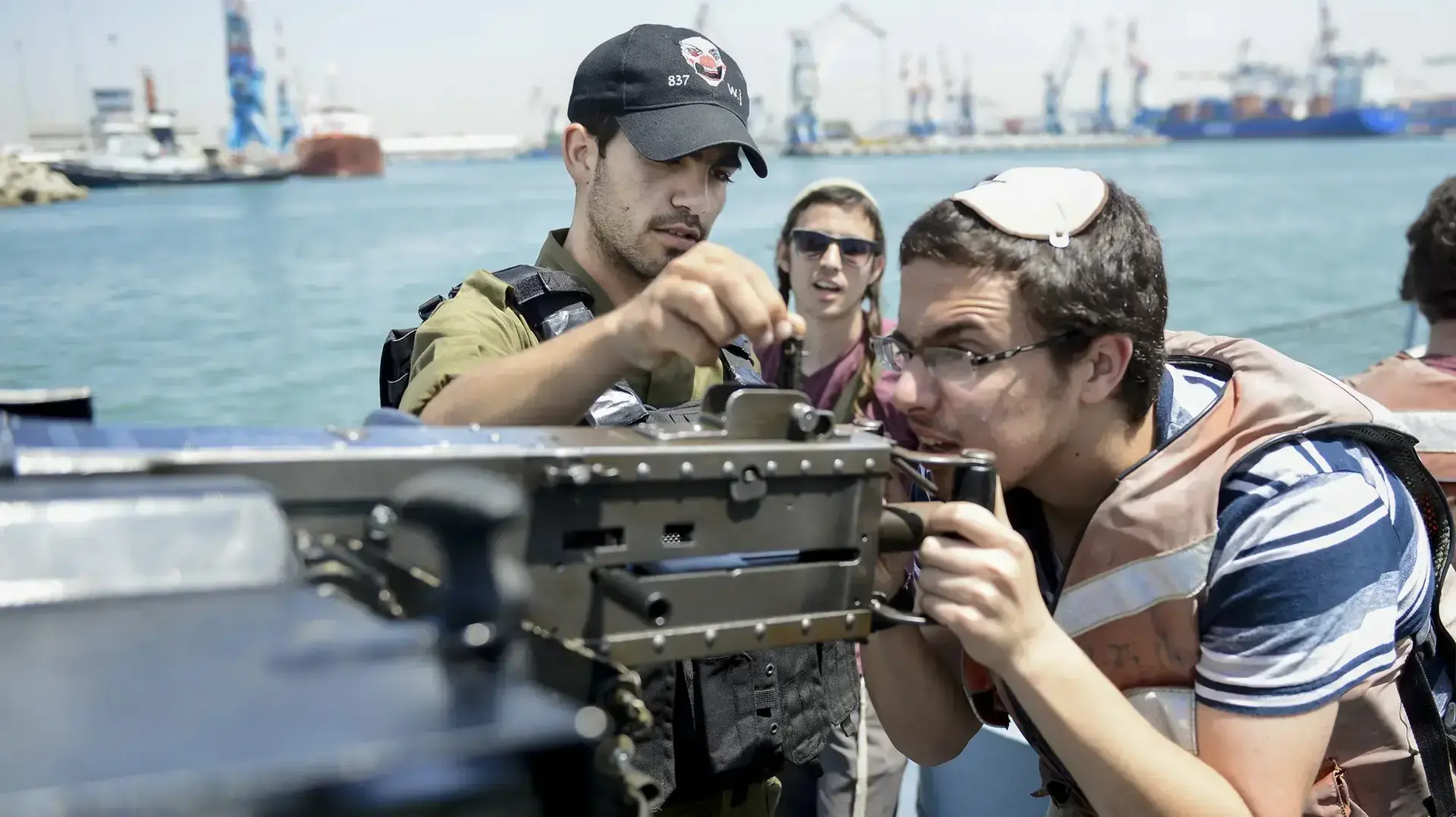 הפגישה של נערים בני ישיבות עם חיילים בפלגה 916 בחיל הים. דצמבר 2016