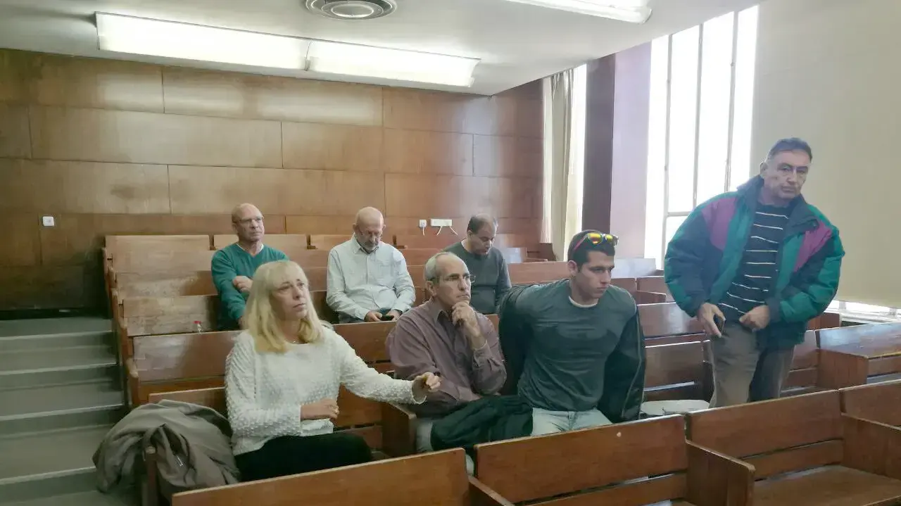 גזר דין לנאשמים בגרימת מותו ברשלנות של התלמיד אלון רונן ז"ל בבי"ס אביב בת"א, בימ"ש השלום ת"א. דצמבר 2016 גזר דין לנאשמים בגרימת מותו ברשלנות של התלמיד אלון רונן ז"ל בבי"ס אביב בת"א, בימ"ש השלום ת"א. דצמבר 2016