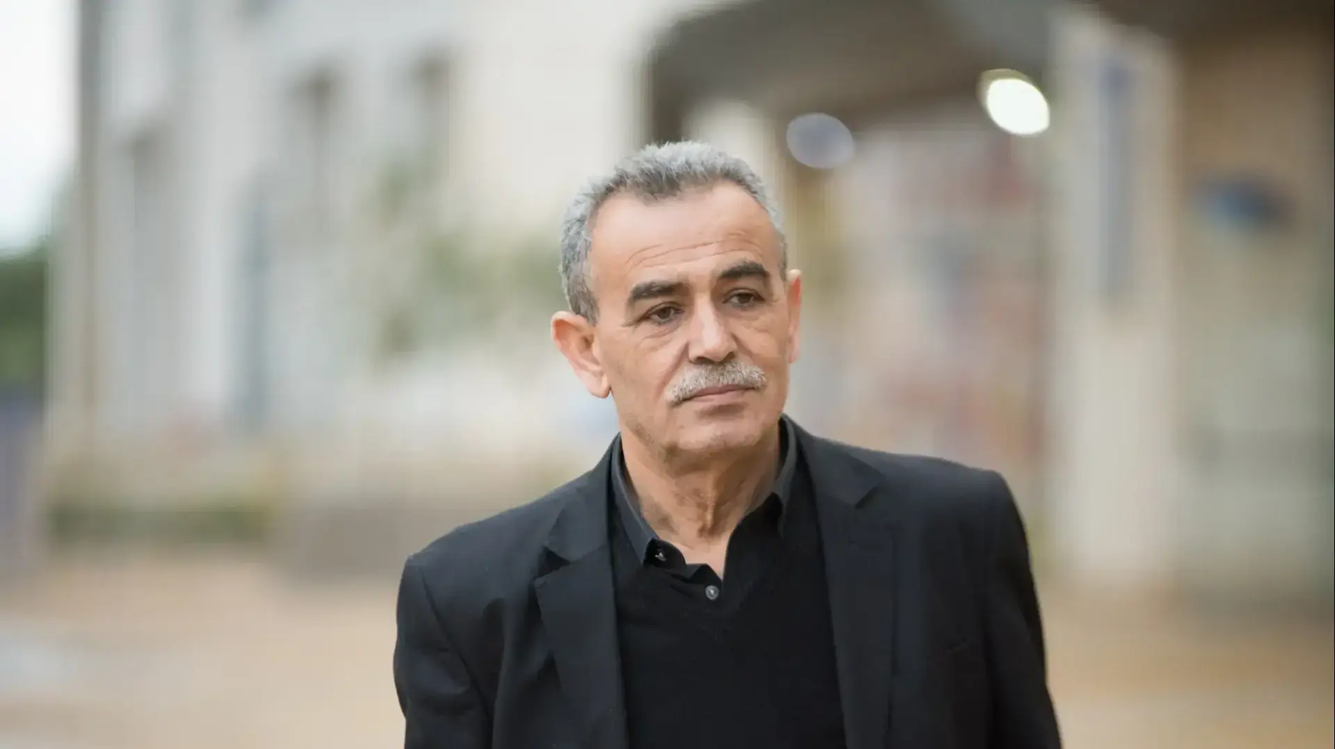 ח"כ ג'מאל זחאלקה לפני דיון להארכת מעצר ח"כ באסל גטאס בית משפט השלום בראשון לציון, 27 בדצמבר 2016 ח"כ ג'מאל זחאלקה לפני דיון להארכת מעצר ח"כ באסל גטאס בית משפט השלום בראשון לציון, 27 בדצמבר 2016