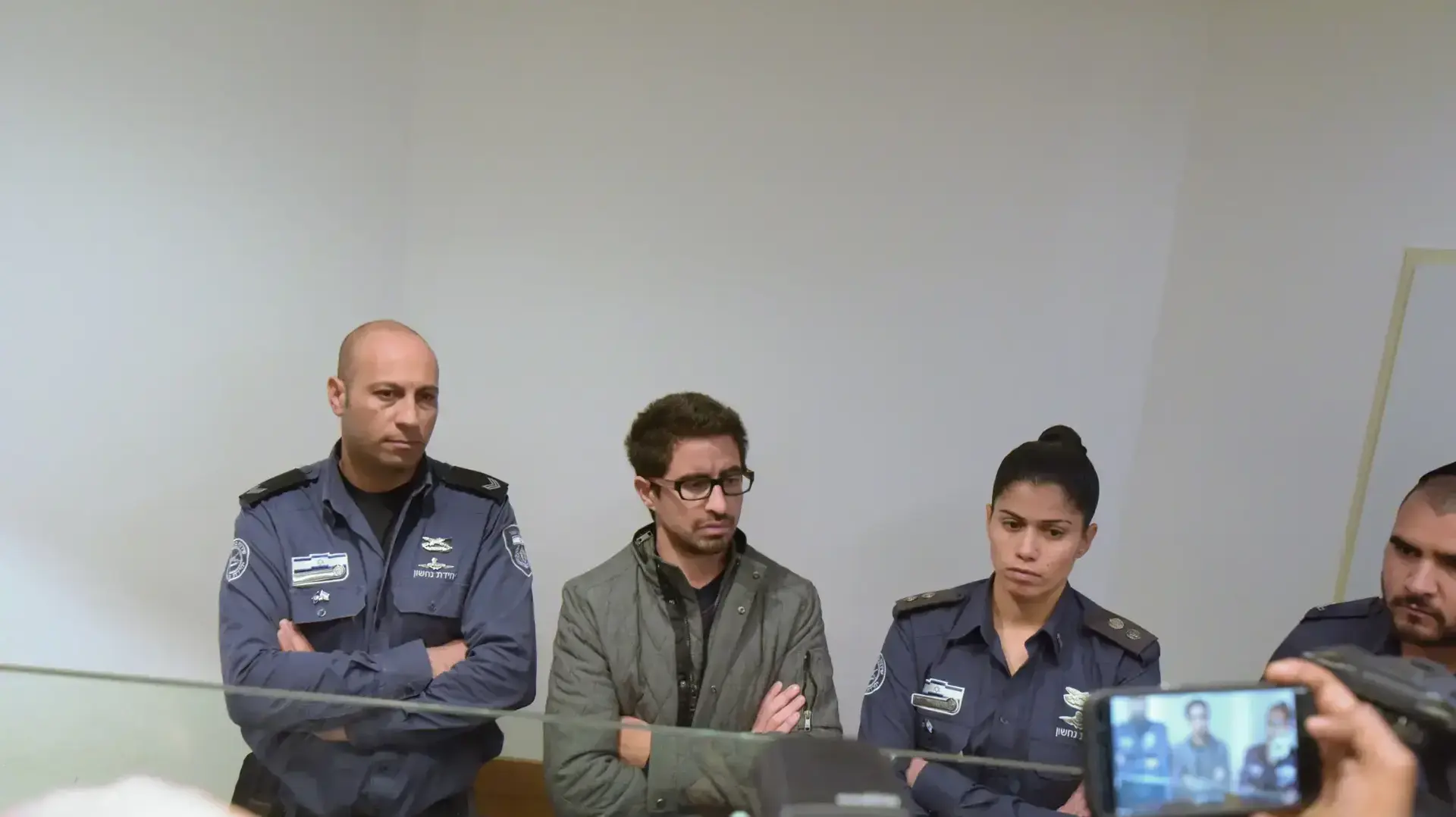 הגשת כתב אישום נגד אלון קסטיאל בגין אונס ועבירות מין בשש נשים, 30 בדצמבר 2016 הגשת כתב אישום נגד אלון קסטיאל בגין אונס ועבירות מין בשש נשים, 30 בדצמבר 2016