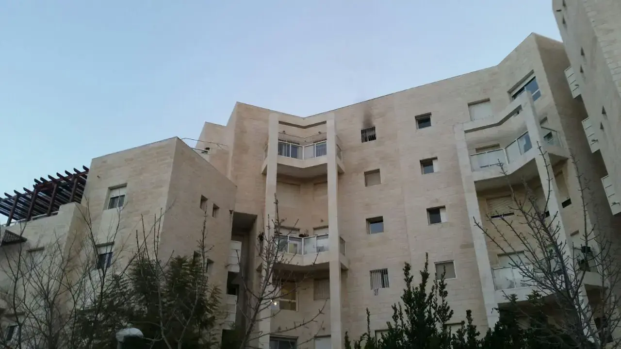 שריפה בדירה ברחוב דרך חברון בירושלים, 1 בינואר 2017 שריפה בדירה ברחוב דרך חברון בירושלים, 1 בינואר 2017