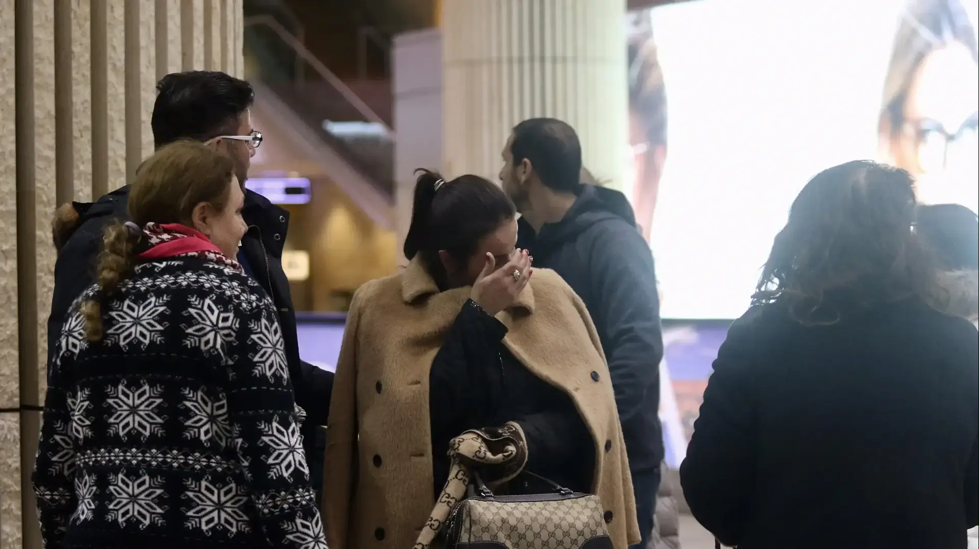 אלא טארק עבד אלחיי בת 29מטירה שנפצעה בפיגוע במועדון הריינה באיסטנבול בחזרתה לישראל, 1 בינואר 2016 אלא טארק עבד אלחיי בת 29מטירה שנפצעה בפיגוע במועדון הריינה באיסטנבול בחזרתה לישראל, 1 בינואר 2016