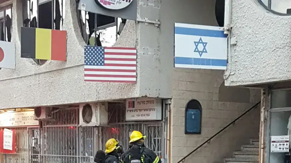 שריפה שמלון מצודה בצפת הבוקר, 8 בינואר 2016 שריפה שמלון מצודה בצפת הבוקר, 8 בינואר 2016