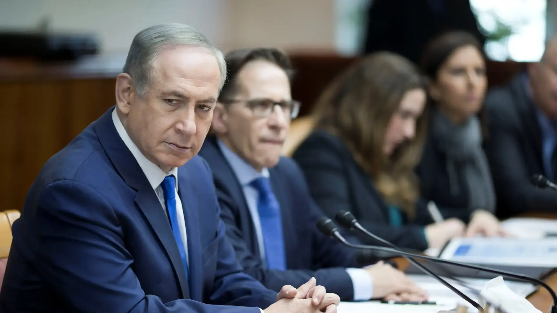 ראש הממשלה בנימין נתניהו בישיבת הממשלה, 8 בינואר 2017 ראש הממשלה בנימין נתניהו בישיבת הממשלה, 8 בינואר 2017